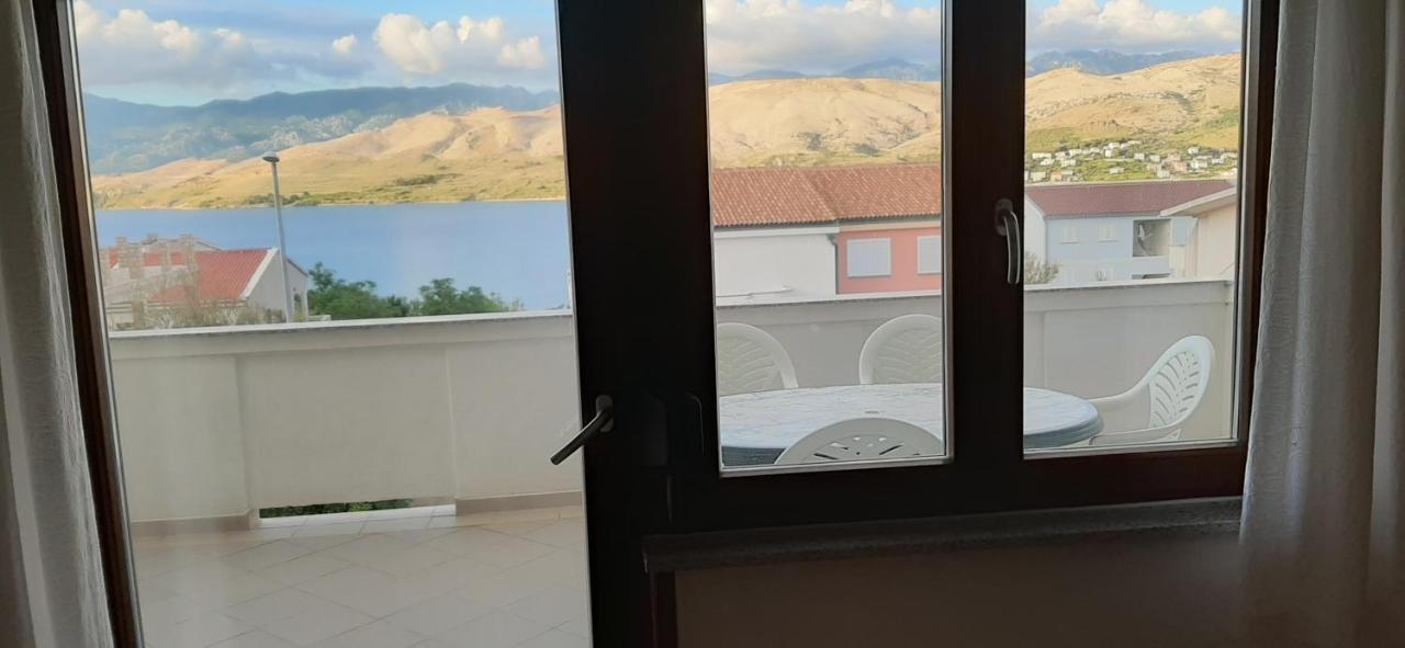 Apartmani Presecki 파그 외부 사진